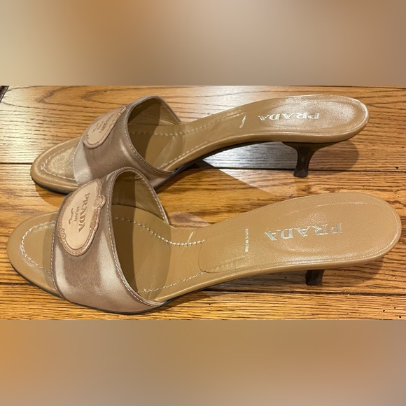 PRADA Kittenheels, size 39, heel height 2 inches - Picture 7 of 13